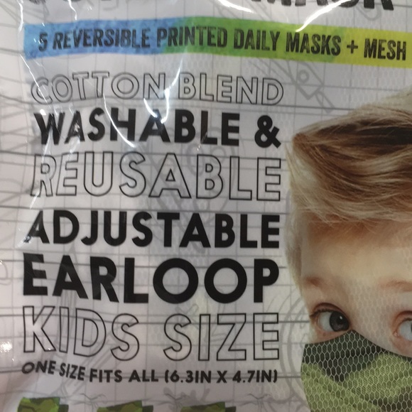 Boys 5 Face Masks Set / Washable - Picture 3 of 11